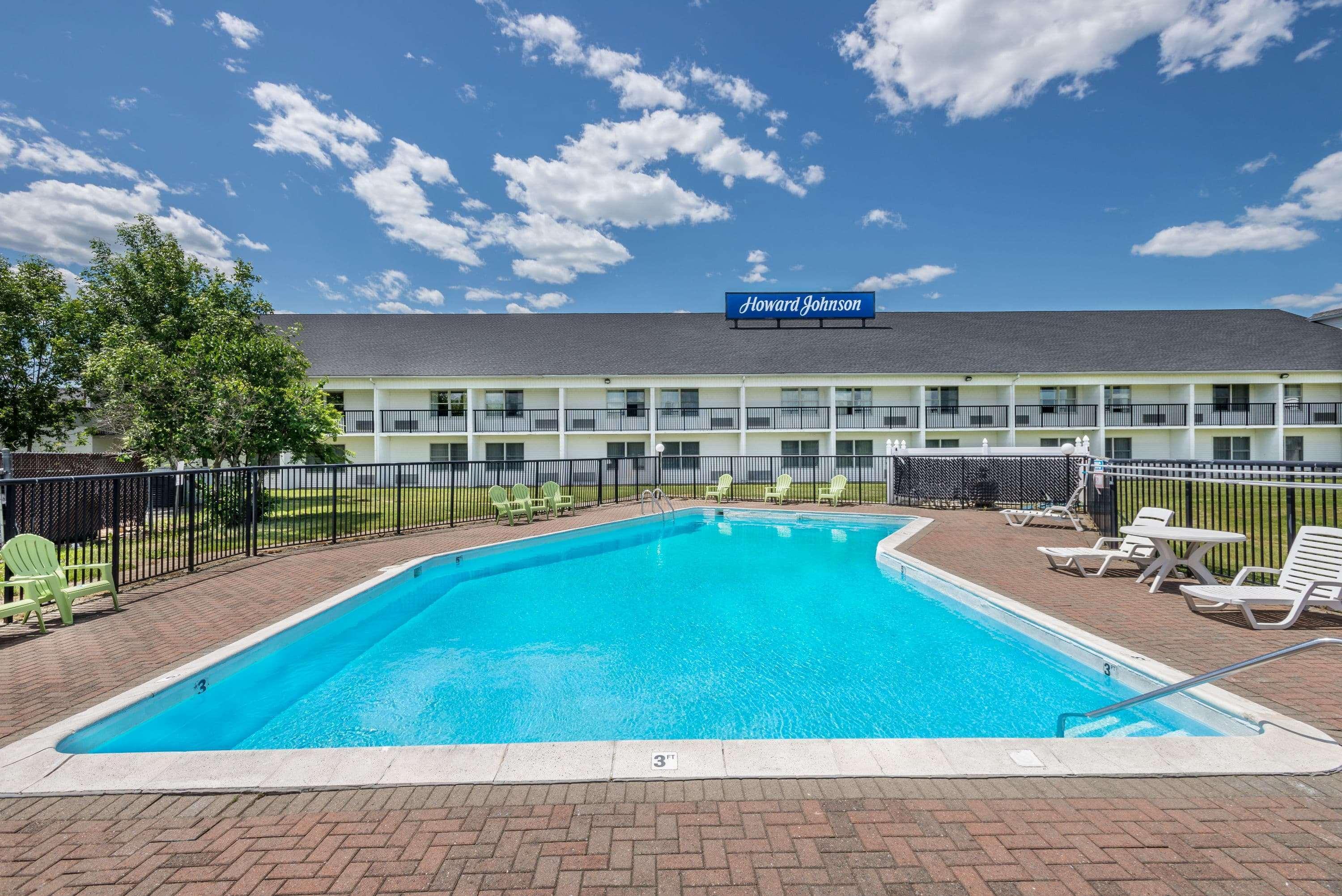 Howard Johnson By Wyndham Бангор Экстерьер фото