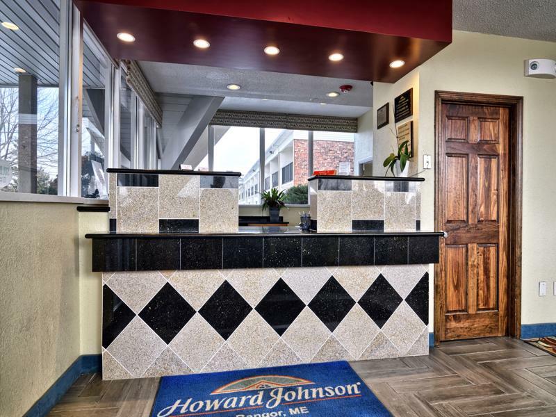 Howard Johnson By Wyndham Бангор Экстерьер фото